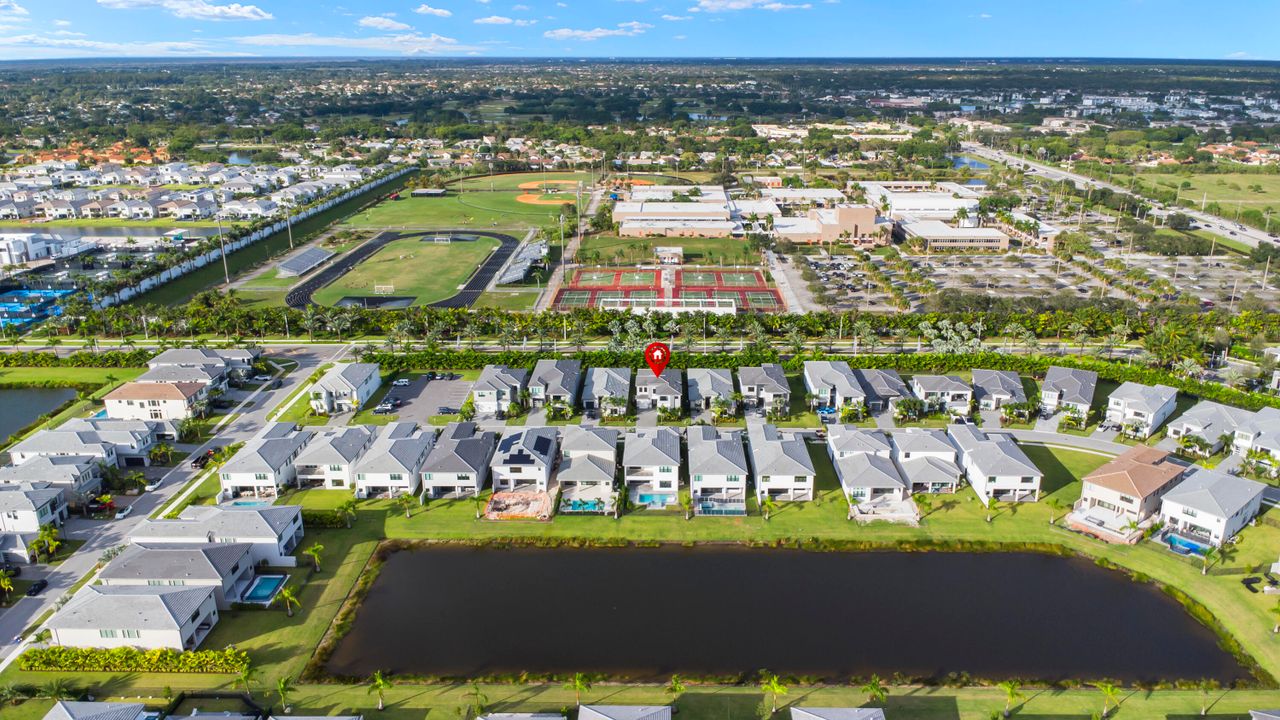 For Sale: $2,250,000 (5 beds, 5 baths, 3800 Square Feet)