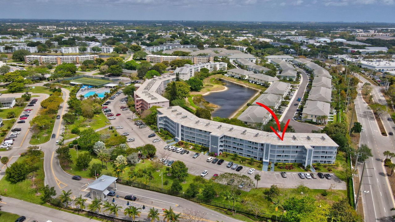 For Sale: $249,000 (2 beds, 2 baths, 1000 Square Feet)