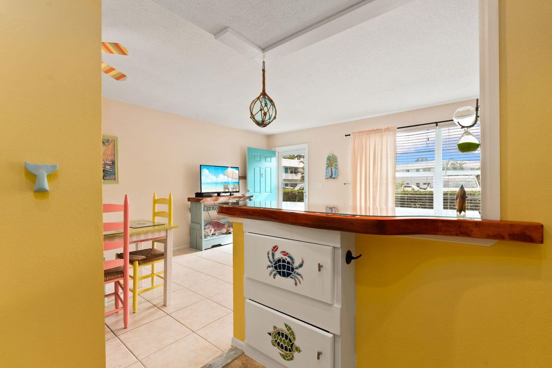 En Venta: $126,000 (1 camas, 1 baños, 696 Pies cuadrados)