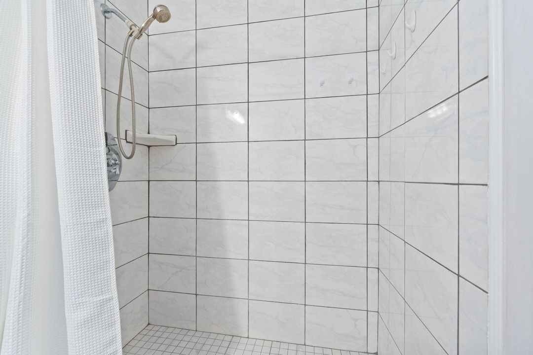 En Venta: $126,000 (1 camas, 1 baños, 696 Pies cuadrados)