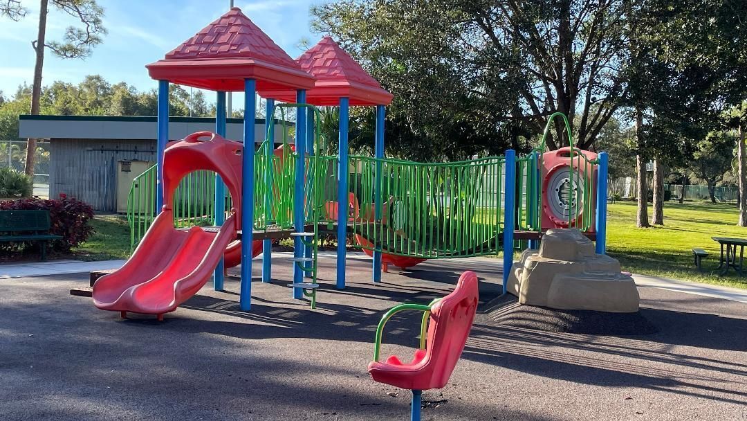 For Sale: $349,900 (3 beds, 2 baths, 1582 Square Feet)