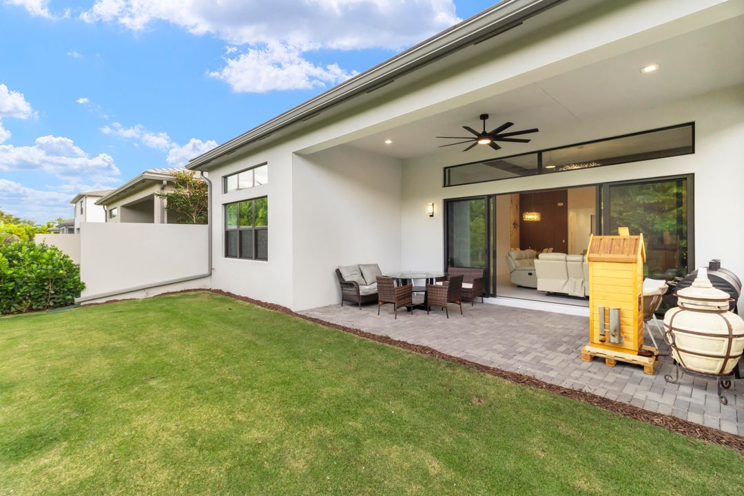 For Sale: $2,250,000 (5 beds, 5 baths, 3800 Square Feet)