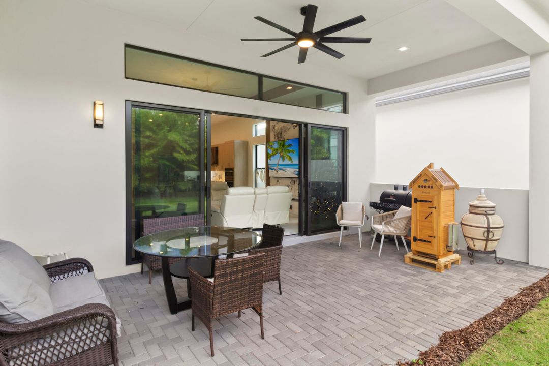 For Sale: $2,250,000 (5 beds, 5 baths, 3800 Square Feet)