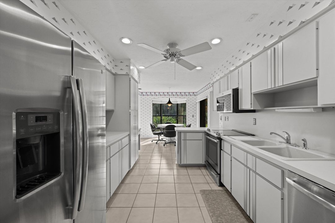 For Sale: $725,000 (3 beds, 2 baths, 2330 Square Feet)