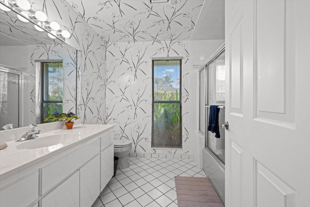 For Sale: $725,000 (3 beds, 2 baths, 2330 Square Feet)