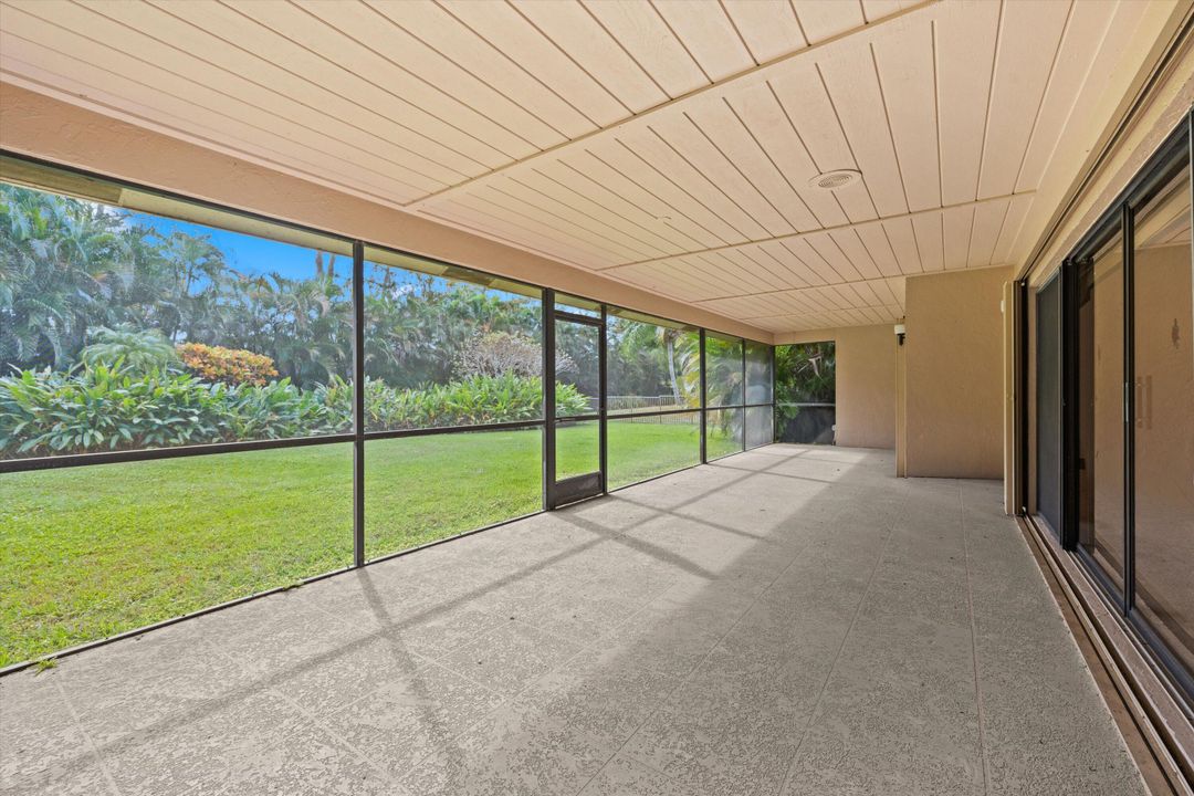 For Sale: $725,000 (3 beds, 2 baths, 2330 Square Feet)