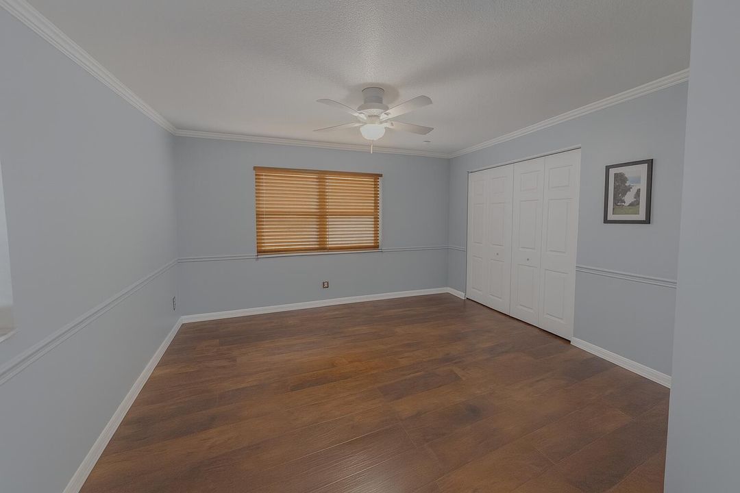 For Rent: $3,880 (5 beds, 2 baths, 1950 Square Feet)