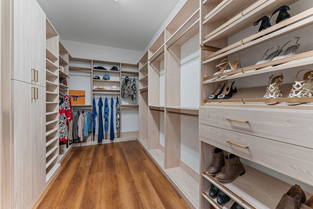 На продажу: $1,585,000 (4 спален, 3 ванн, 2854 Квадратных фут)