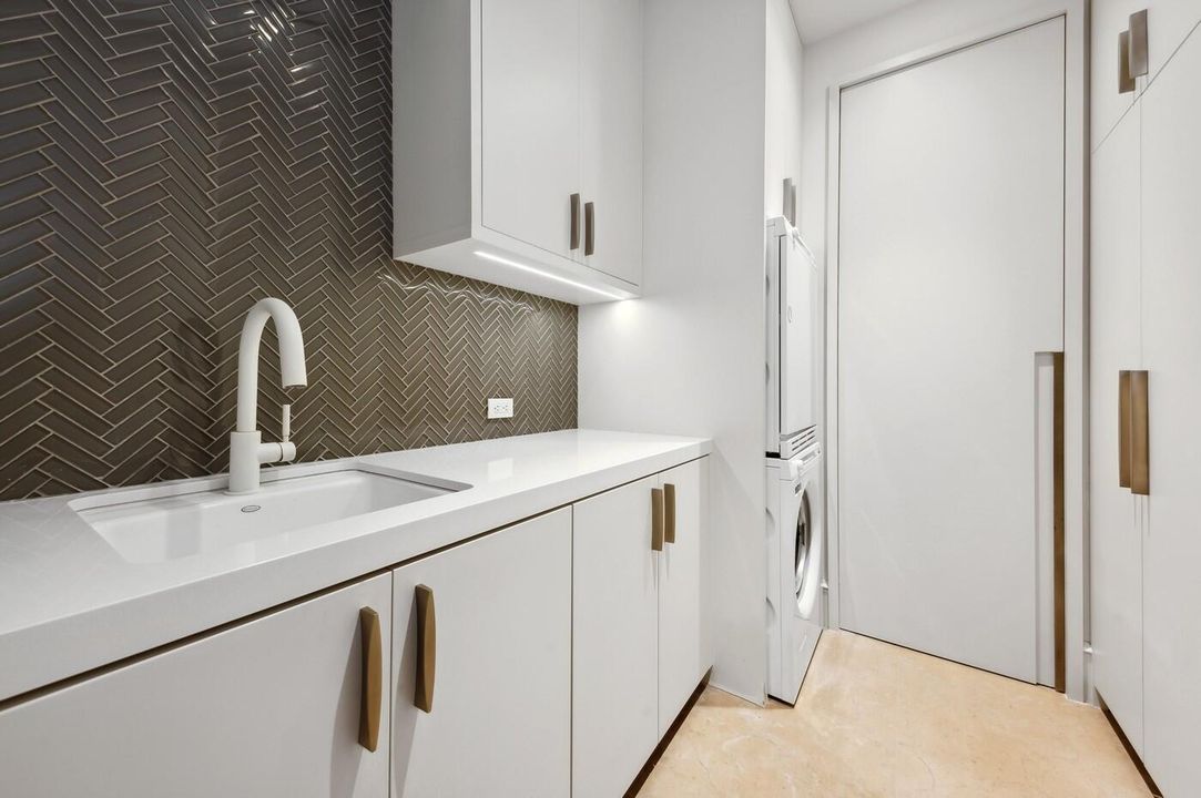 For Rent: $49,000 (2 beds, 2 baths, 2243 Square Feet)