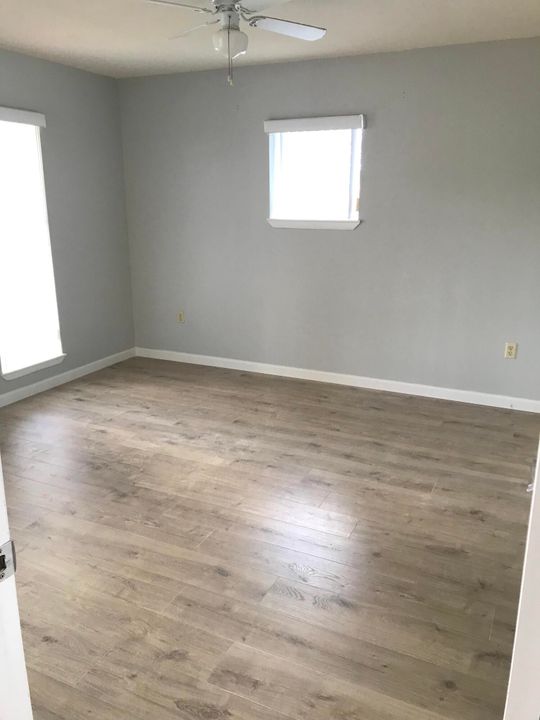 В аренду: $1,600 (1 спален, 1 ванн, 745 Квадратных фут)