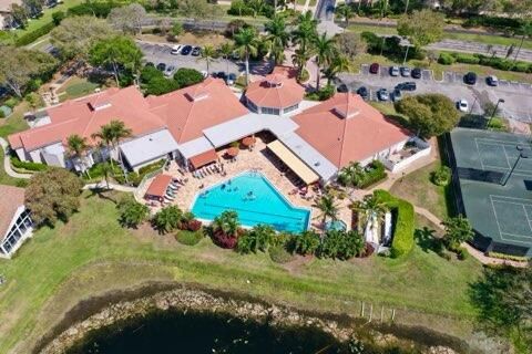 For Sale: $719,000 (3 beds, 2 baths, 2144 Square Feet)