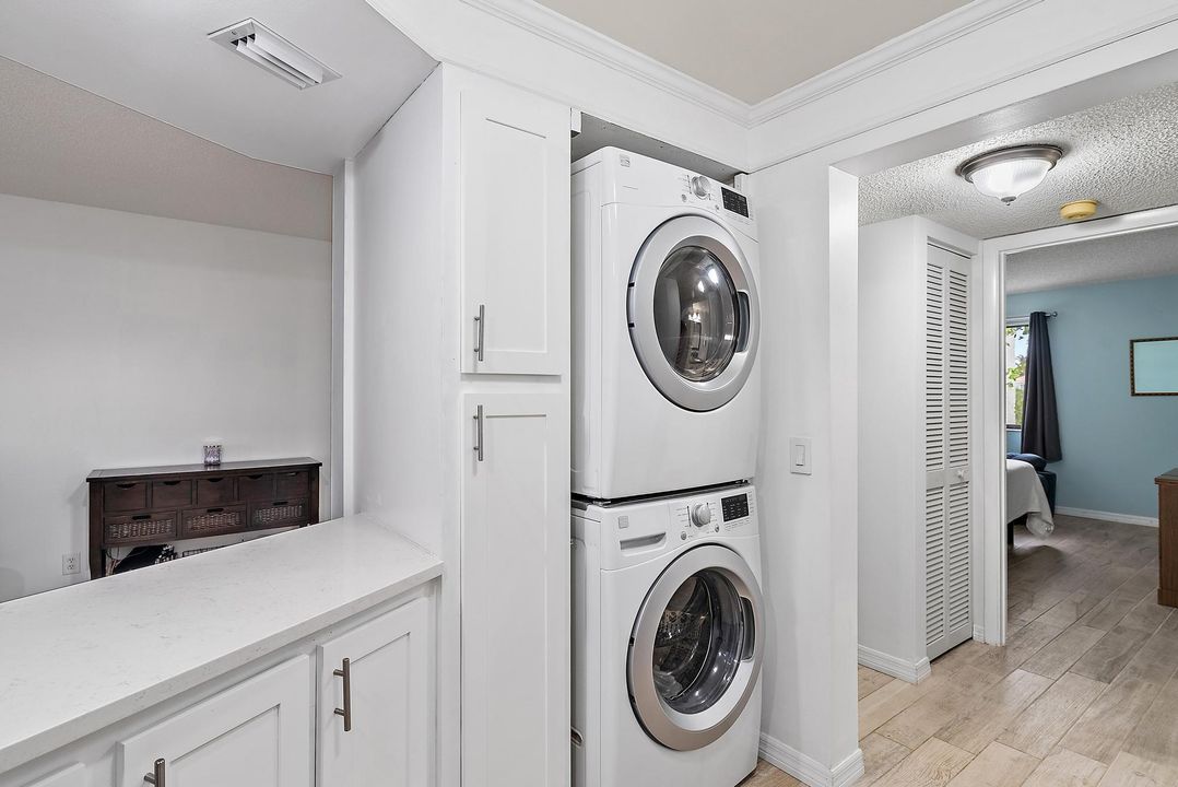 В аренду: $3,700 (2 спален, 2 ванн, 1183 Квадратных фут)