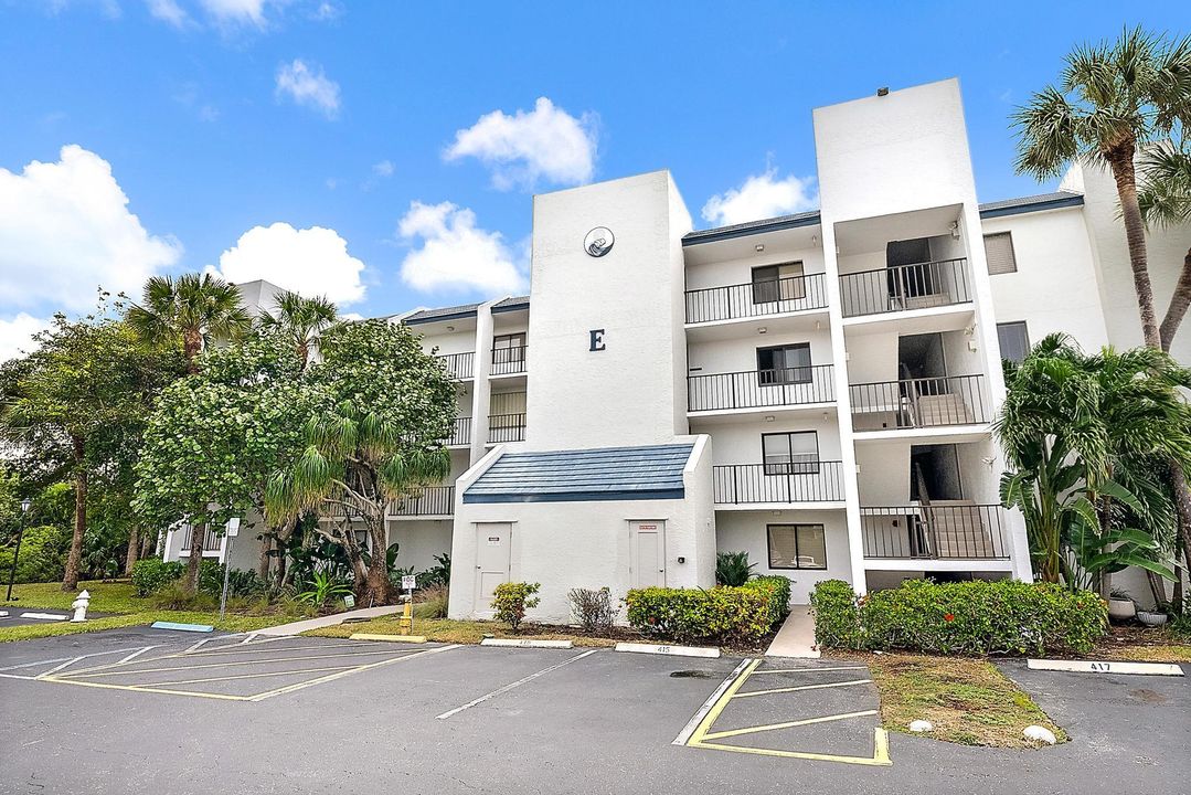 В аренду: $3,700 (2 спален, 2 ванн, 1183 Квадратных фут)