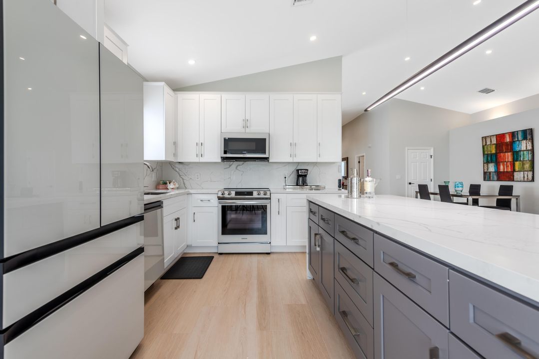 For Sale: $719,000 (3 beds, 2 baths, 2144 Square Feet)