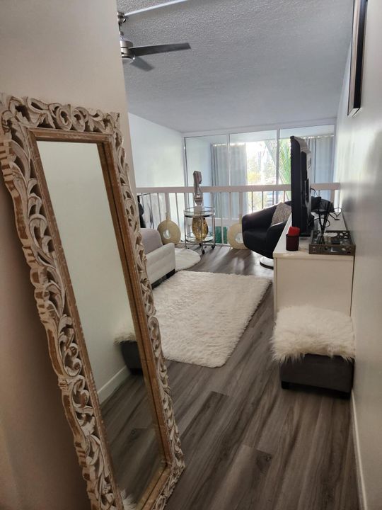 En Renta: $2,795 (1 camas, 2 baños, 980 Pies cuadrados)