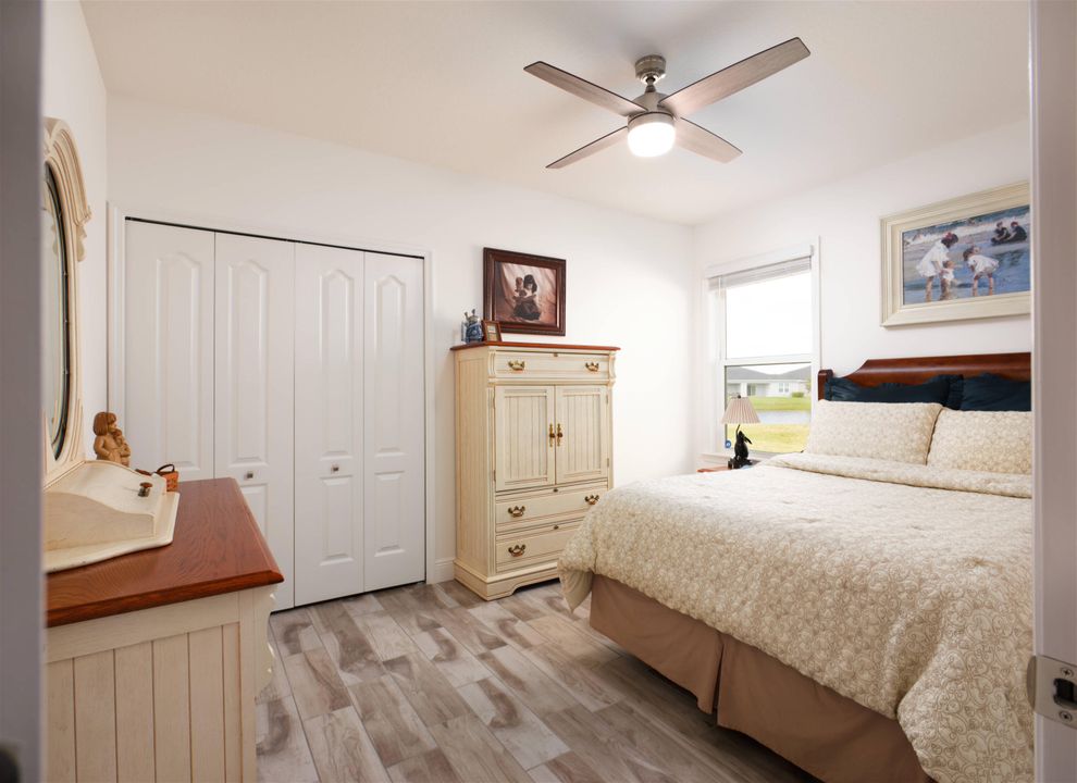 For Sale: $515,000 (3 beds, 2 baths, 1988 Square Feet)