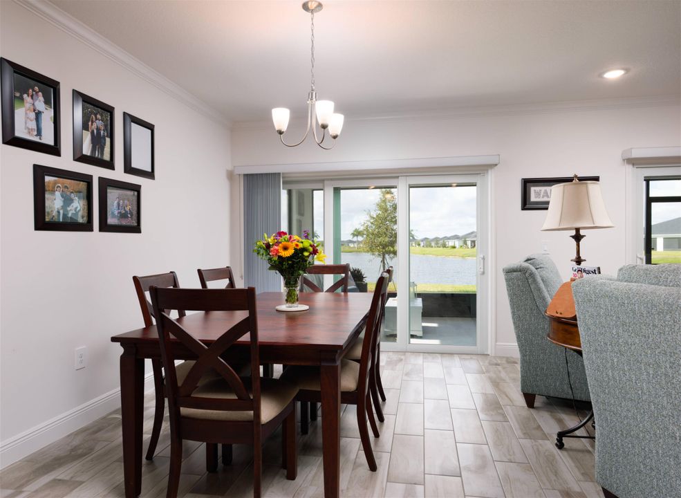 For Sale: $515,000 (3 beds, 2 baths, 1988 Square Feet)