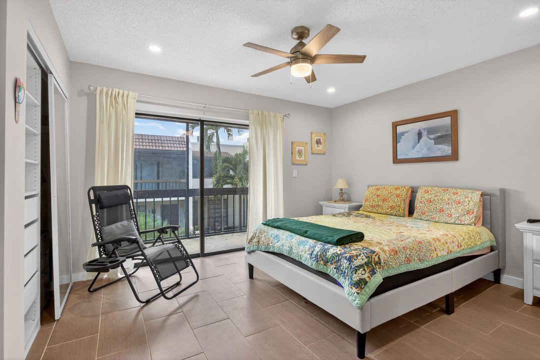 For Sale: $325,000 (2 beds, 1 baths, 1095 Square Feet)