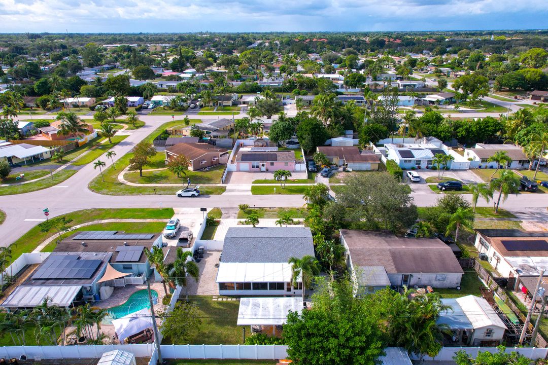 En Venta: $469,000 (3 camas, 2 baños, 1092 Pies cuadrados)