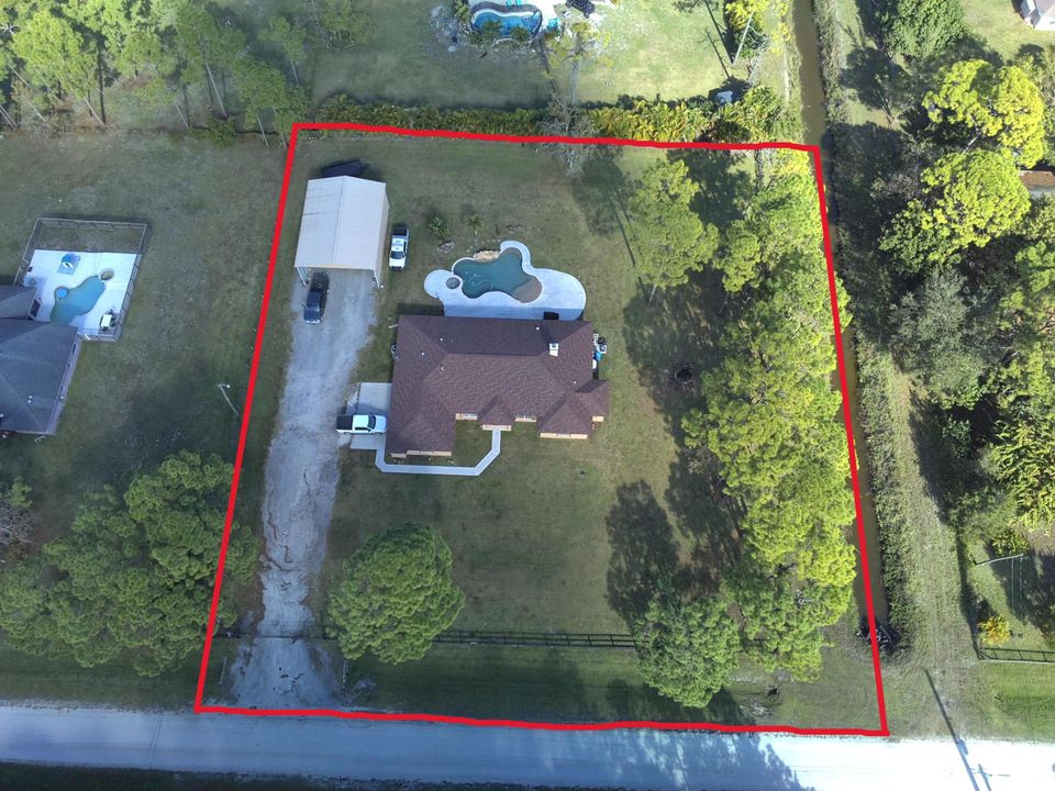 For Sale: $750,000 (4 beds, 3 baths, 2498 Square Feet)