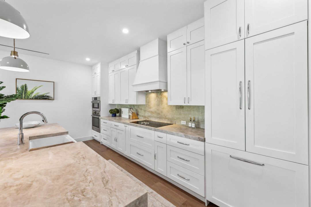 En Venta: $2,275,000 (4 camas, 3 baños, 2473 Pies cuadrados)