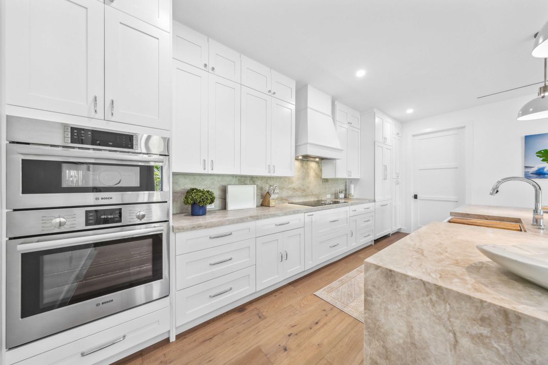 En Venta: $2,275,000 (4 camas, 3 baños, 2473 Pies cuadrados)