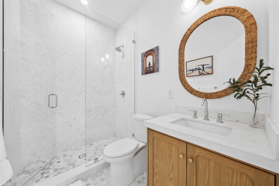 En Venta: $2,275,000 (4 camas, 3 baños, 2473 Pies cuadrados)