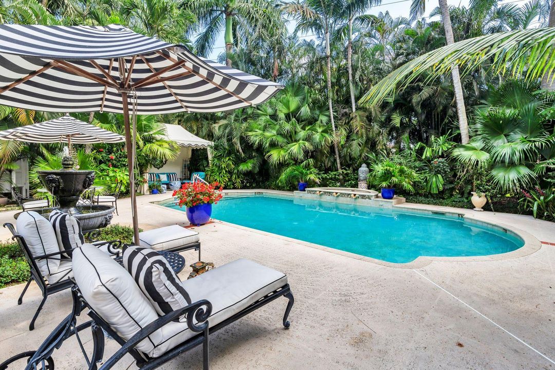 На продажу: $3,700,000 (4 спален, 2 ванн, 2158 Квадратных фут)