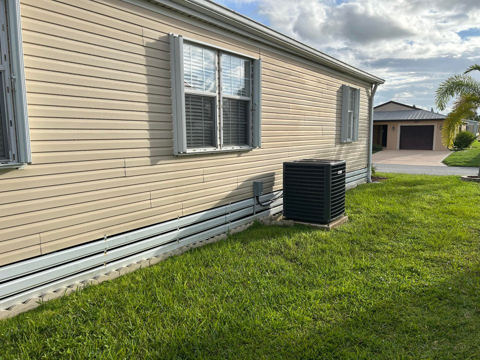 For Sale: $129,900 (3 beds, 2 baths, 1848 Square Feet)