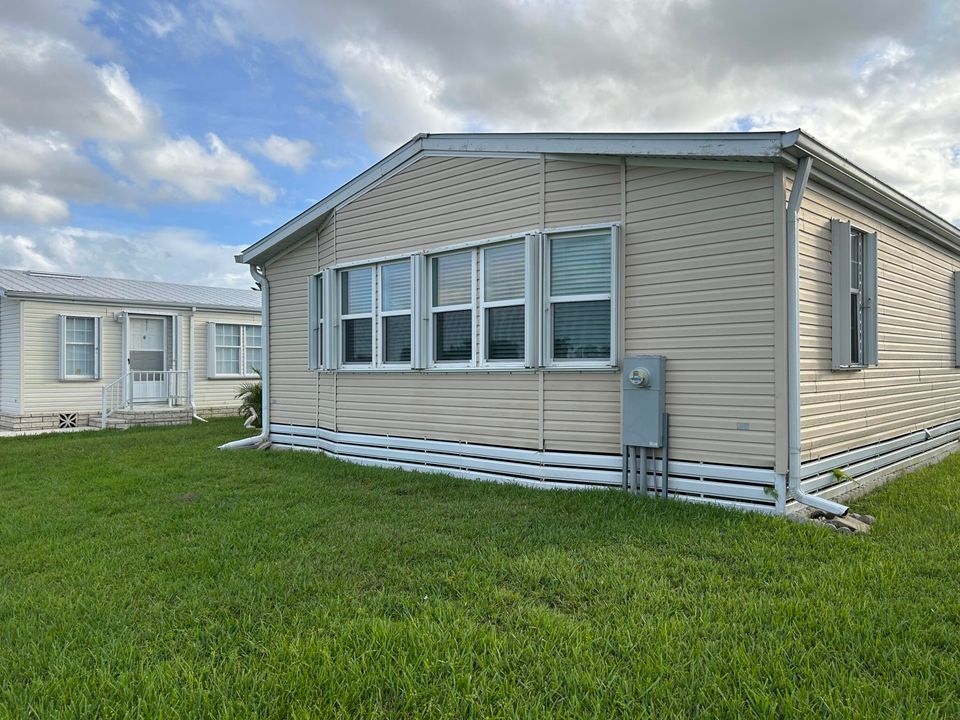For Sale: $129,900 (3 beds, 2 baths, 1848 Square Feet)