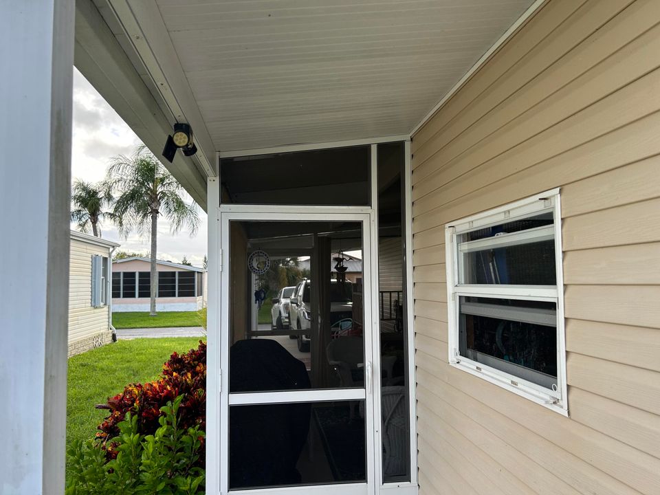 For Sale: $129,900 (3 beds, 2 baths, 1848 Square Feet)