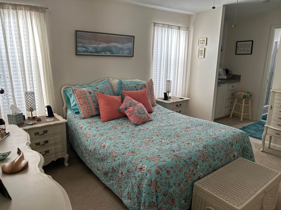 For Sale: $129,900 (3 beds, 2 baths, 1848 Square Feet)