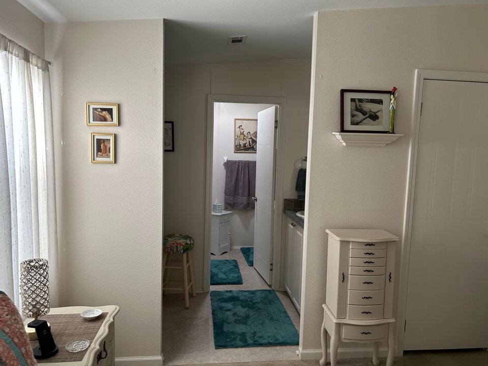 For Sale: $129,900 (3 beds, 2 baths, 1848 Square Feet)