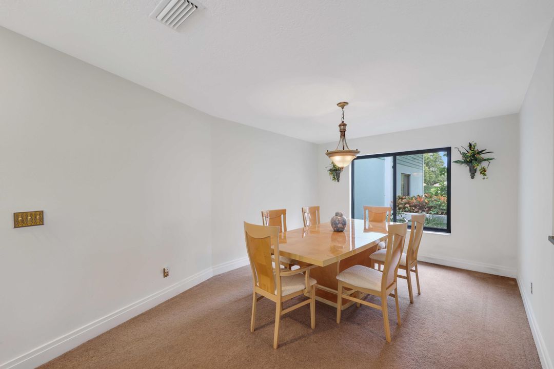 На продажу: $1,100,000 (3 спален, 3 ванн, 2577 Квадратных фут)