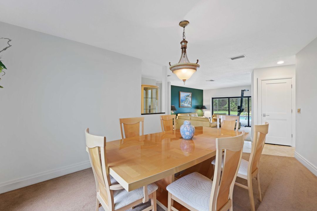 На продажу: $1,100,000 (3 спален, 3 ванн, 2577 Квадратных фут)