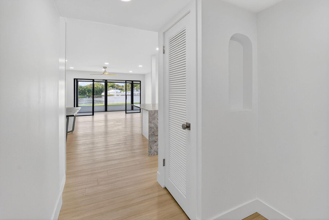 En Venta: $259,999 (2 camas, 2 baños, 1040 Pies cuadrados)