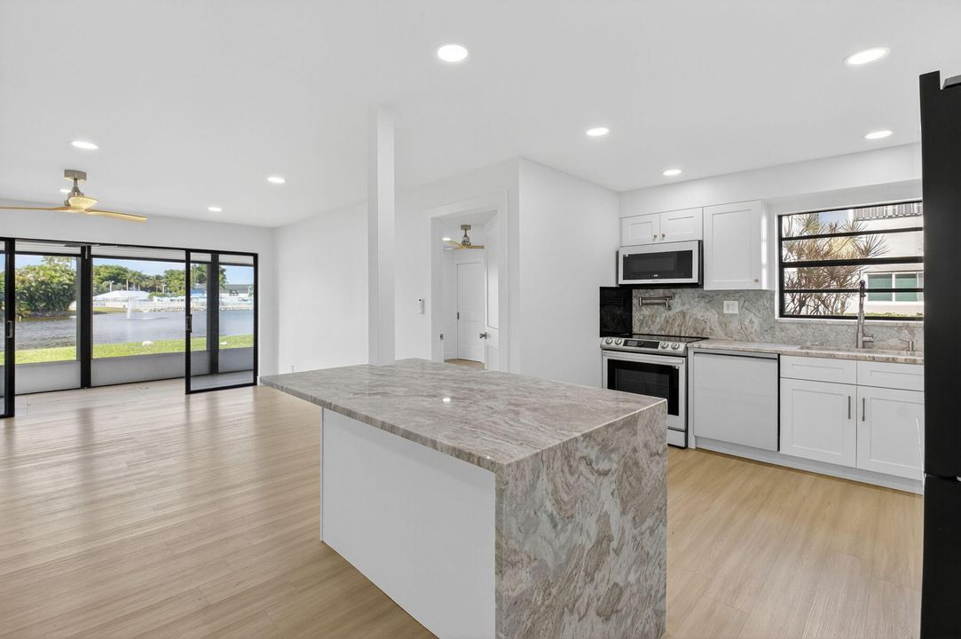 En Venta: $259,999 (2 camas, 2 baños, 1040 Pies cuadrados)