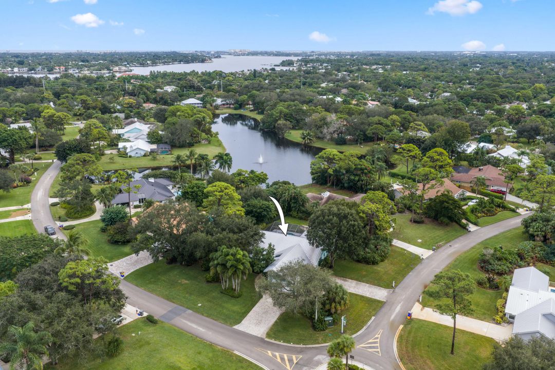 На продажу: $1,100,000 (3 спален, 3 ванн, 2577 Квадратных фут)