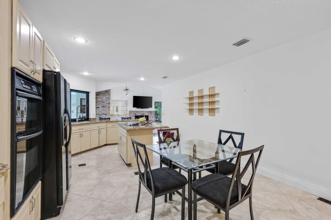 На продажу: $1,100,000 (3 спален, 3 ванн, 2577 Квадратных фут)