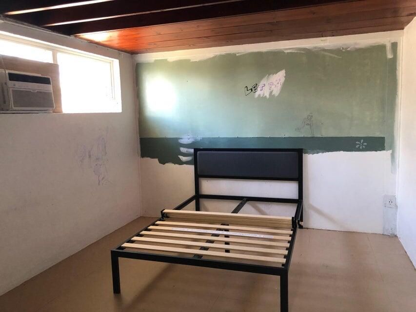 For Rent: $3,800 (3 beds, 2 baths, 1384 Square Feet)