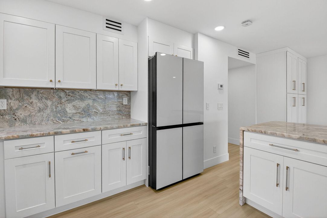 En Venta: $259,999 (2 camas, 2 baños, 1040 Pies cuadrados)