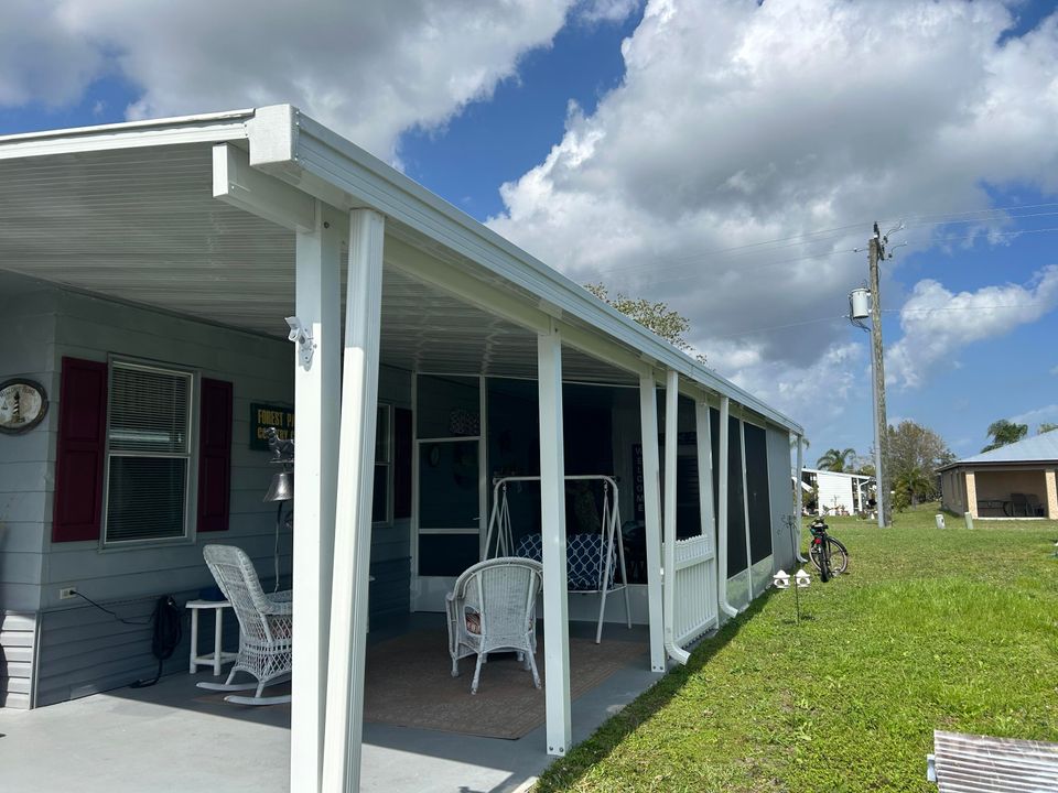 For Sale: $44,900 (2 beds, 2 baths, 1344 Square Feet)