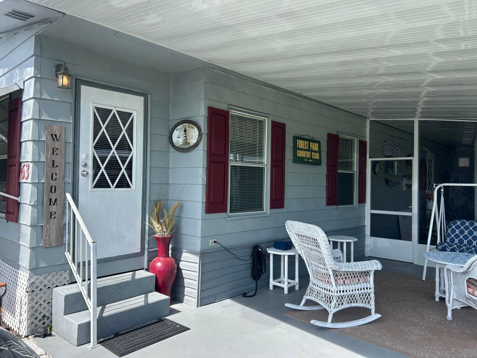 For Sale: $44,900 (2 beds, 2 baths, 1344 Square Feet)