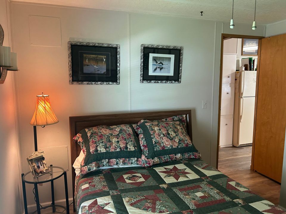 For Sale: $44,900 (2 beds, 2 baths, 1344 Square Feet)