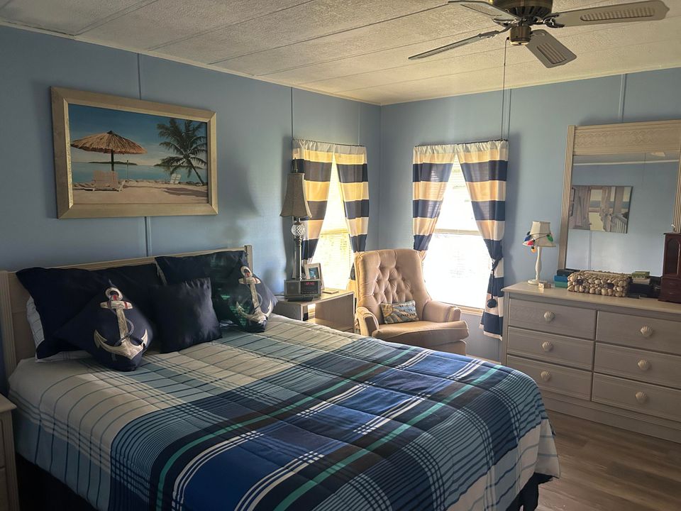 For Sale: $44,900 (2 beds, 2 baths, 1344 Square Feet)