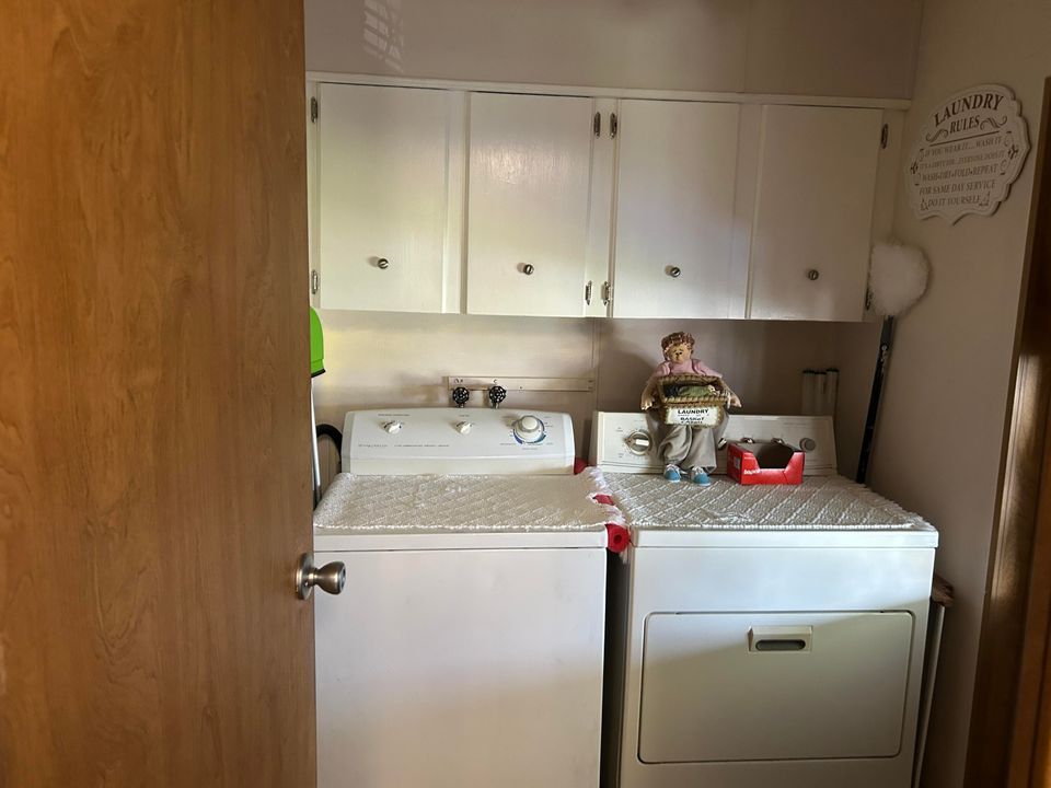 For Sale: $44,900 (2 beds, 2 baths, 1344 Square Feet)