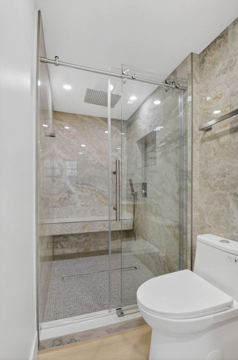 En Venta: $259,999 (2 camas, 2 baños, 1040 Pies cuadrados)