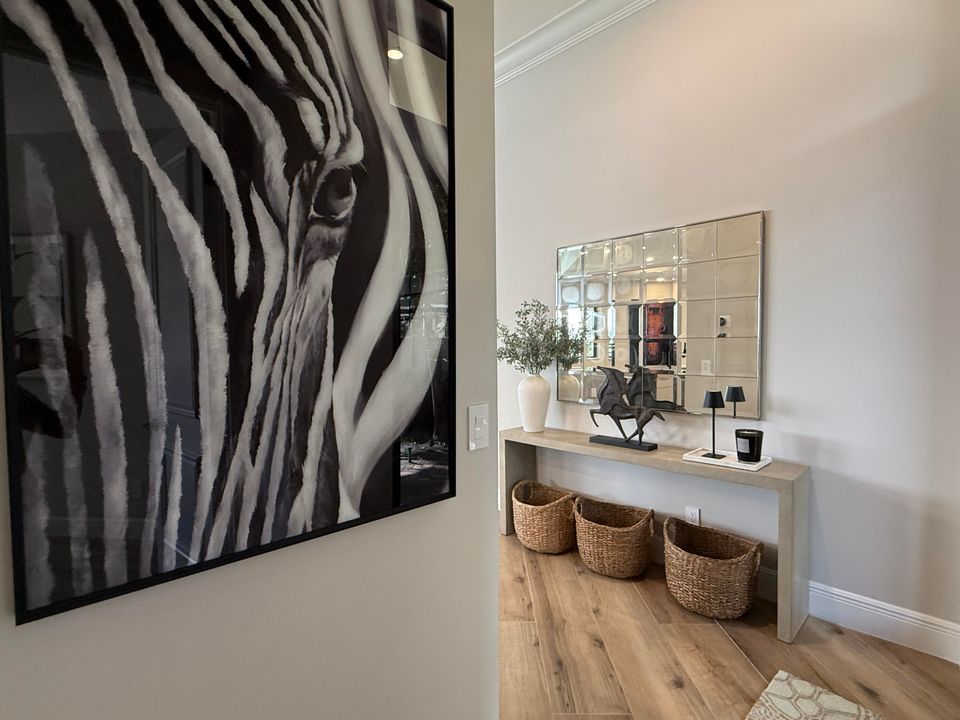 For Rent: $22,000 (3 beds, 3 baths, 2277 Square Feet)