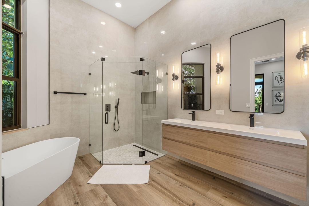 For Rent: $22,000 (3 beds, 3 baths, 2277 Square Feet)