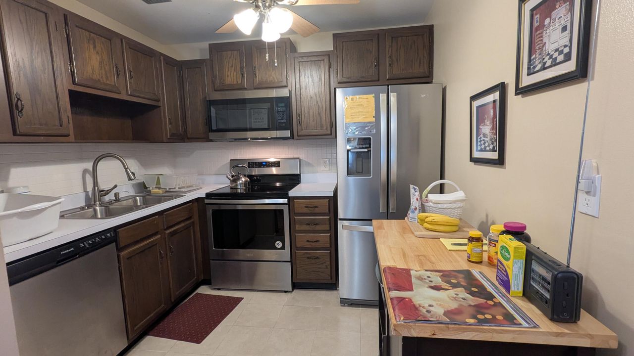 For Sale: $104,900 (1 beds, 1 baths, 630 Square Feet)